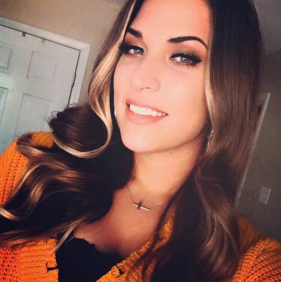 lahogan105